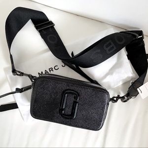 Marc Jacobs Black Crossbody Snapshot Bag